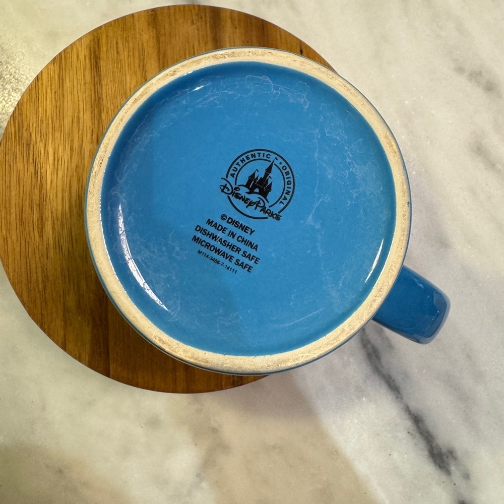Disney’s Mickey’s Really Swell Coffee mug 16 oz - Picture 5 of 5